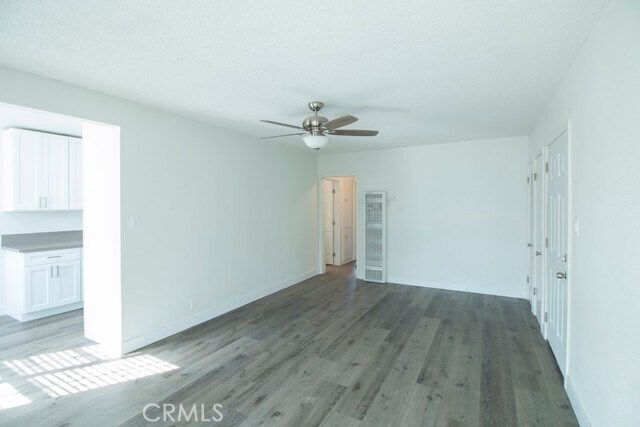 Building Photo - 12415 Dunrobin Ave