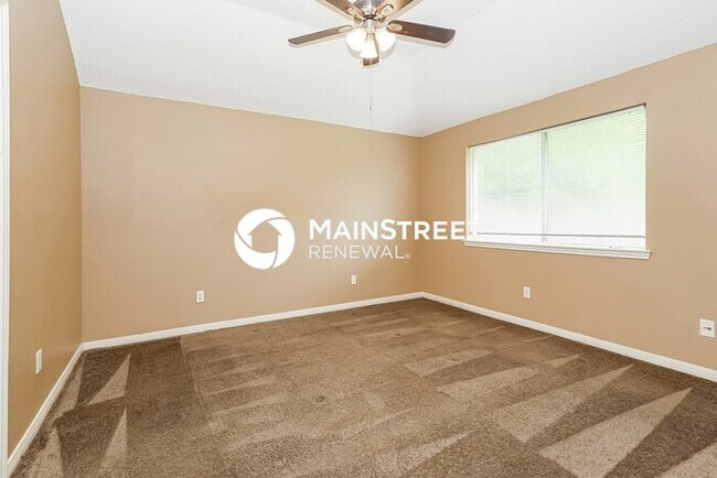 Building Photo - 4 Bedroom Pet-Friendly Home in Houston, TX with Main Street Renewal