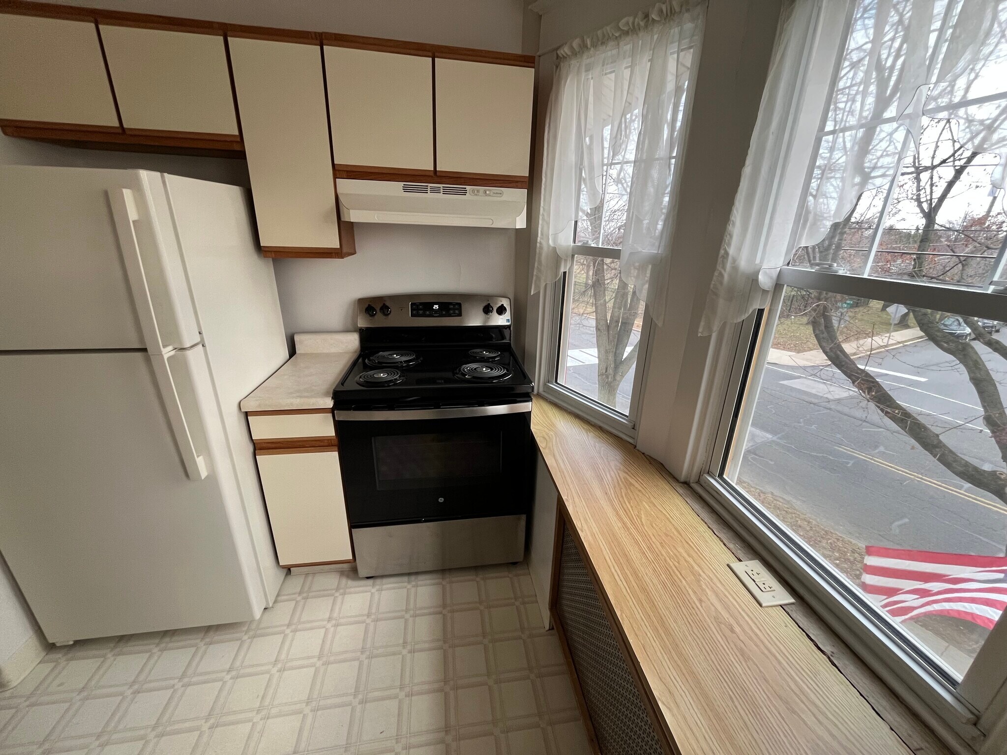 Kitchen2 - 156 Columbus Ave