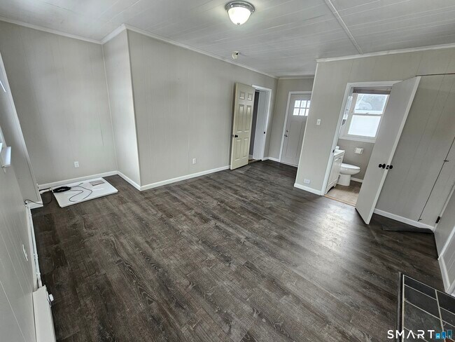 Building Photo - 134 Bristol St