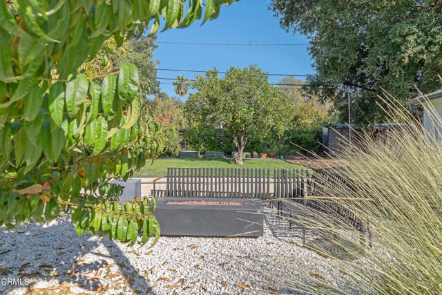 Building Photo - 5200 Dahlia Dr