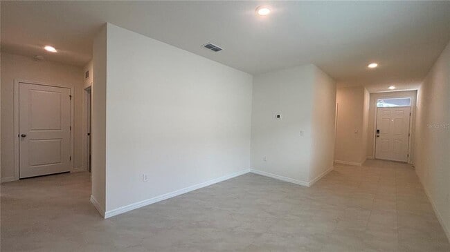 Building Photo - 3404 Costello Cir