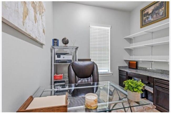 Building Photo - 3895 Jasmine Blvd