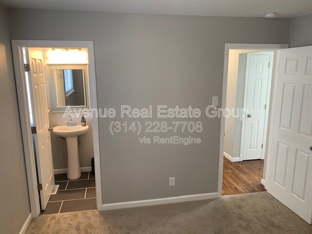 Building Photo - 45 Radford Dr