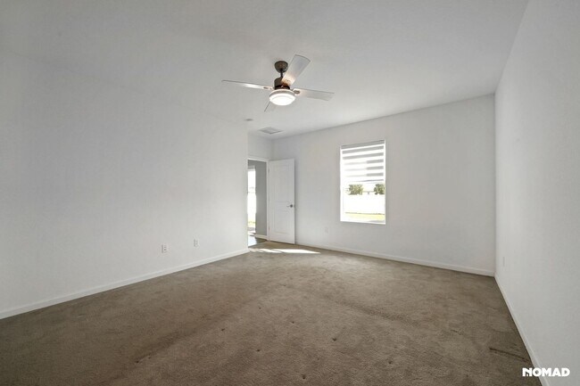 Building Photo - Spacious 5BR House in Fort Pierce, minutes...