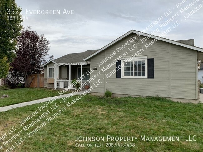 Primary Photo - 3522 Evergreen Ave