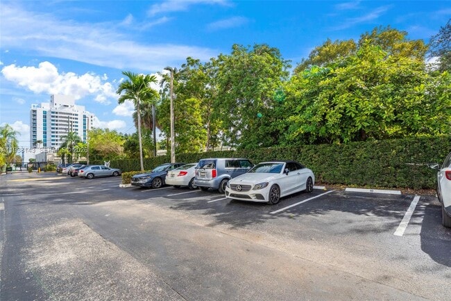 Building Photo - 2150 SW 16th Ave