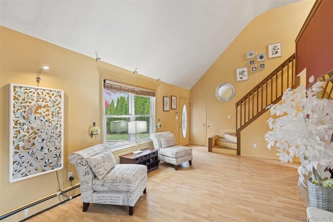 Building Photo - 3 Meadowgrass Ln