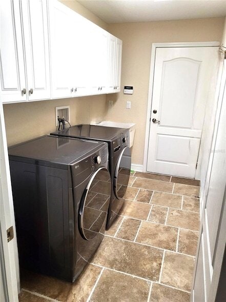 Building Photo - 1039 Emerald Dunes Dr