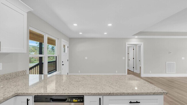 Building Photo - New construction home in beautiful Dunlap