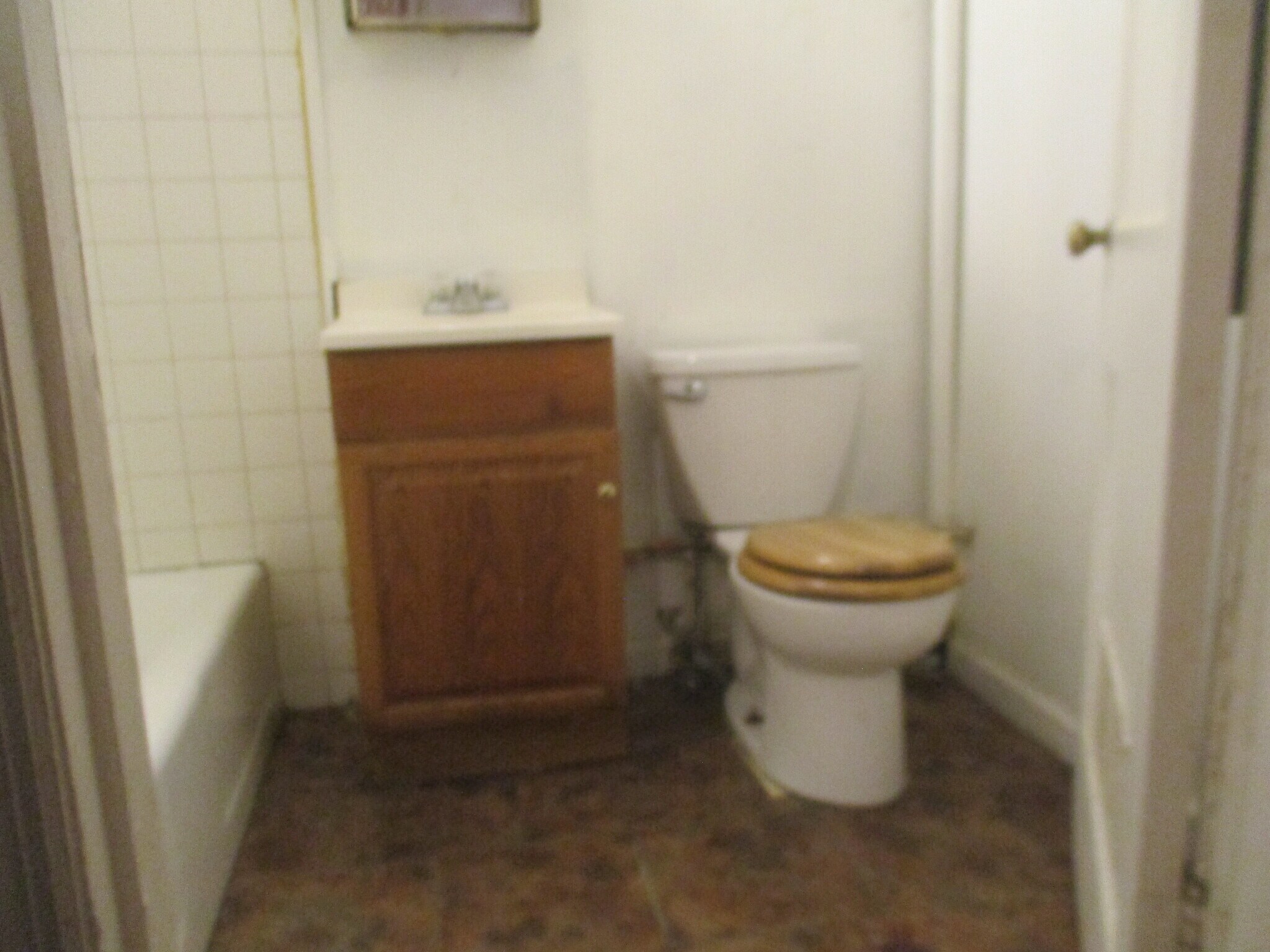 Building Photo - 43 E Main St