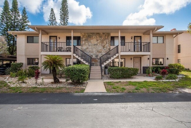 Primary Photo - 9910 Eagles Point Cir