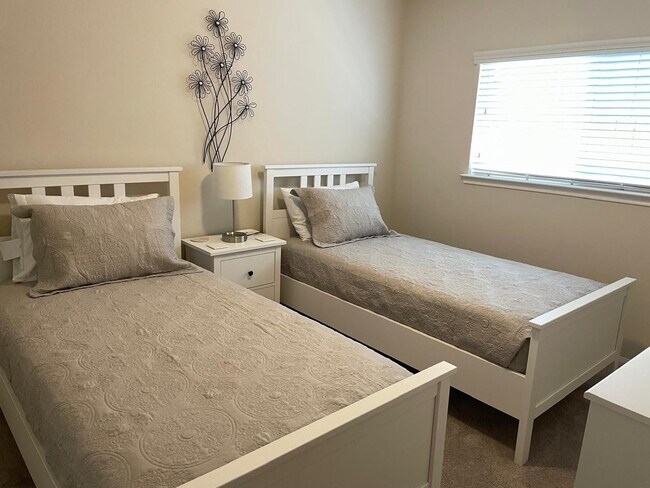 Building Photo - 31 W Spindle Tree Cir