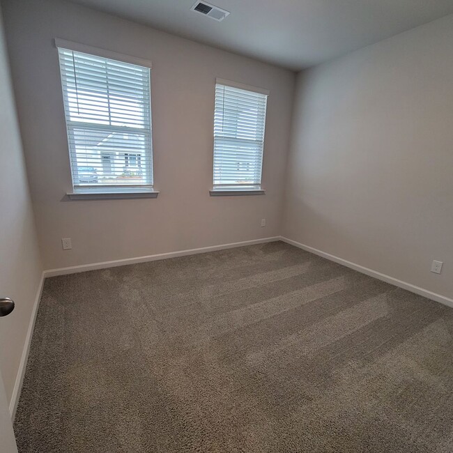 Building Photo - Brand new construction home in the desirable Brunswick Forest subdivision