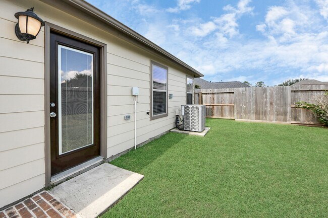 Building Photo - 2930 Ribbon Creek Way
