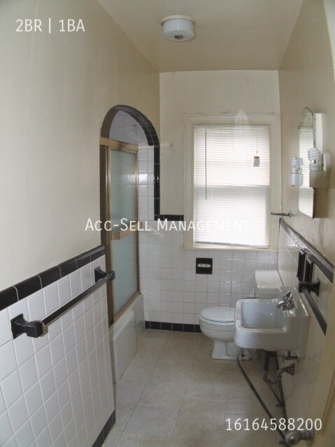 Building Photo - 501 11th St NW