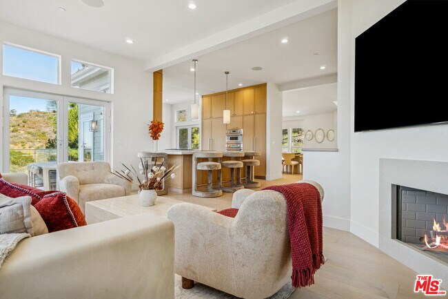 Building Photo - 265 Westlake Blvd