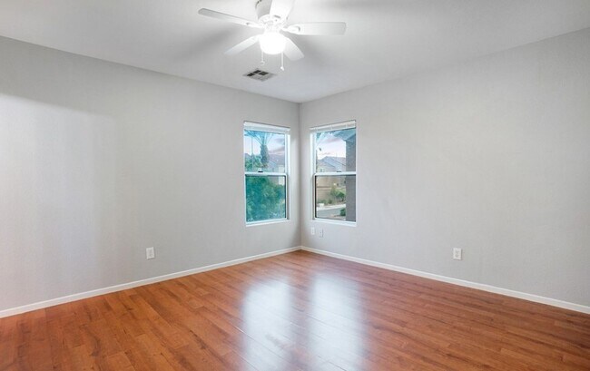 Building Photo - 541 Warminster Ave