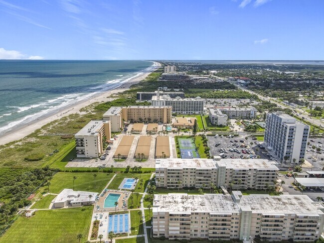 Building Photo - 2020 N Atlantic Ave