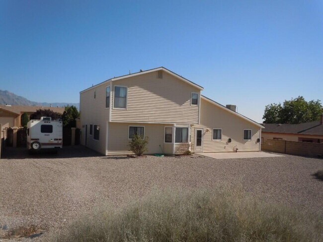 Building Photo - 2059 Columbia Ct NE