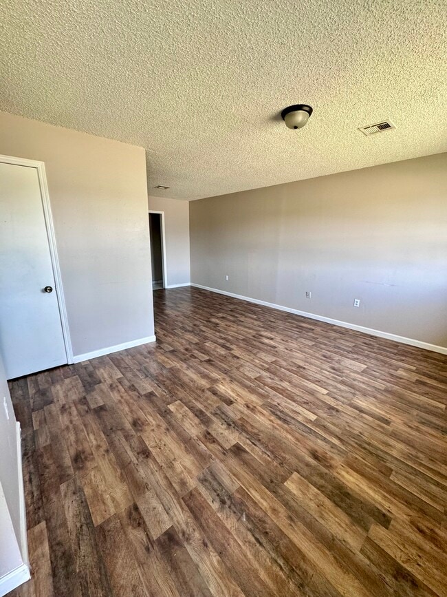 Building Photo - East County Estates Duplex