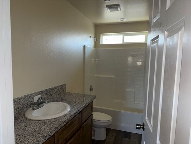 Building Photo - 221-223 Mariposa