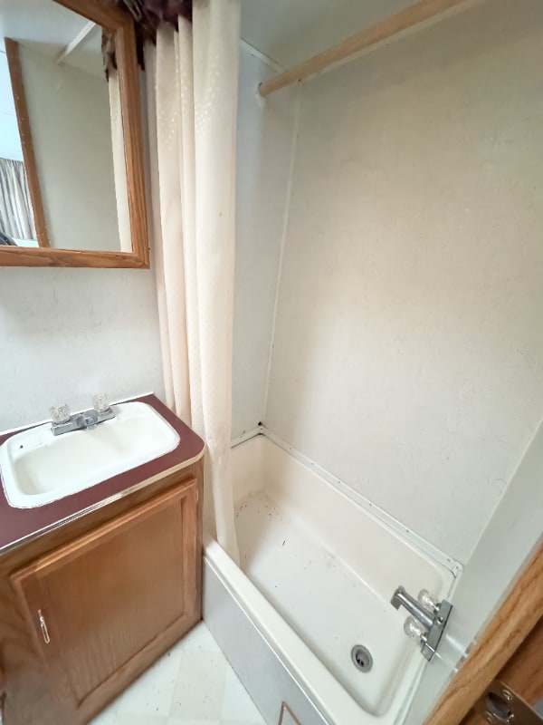 Building Photo - 200 N 28th St