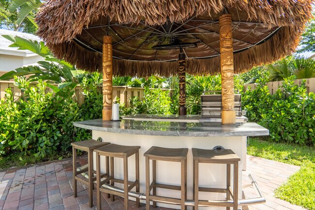 Building Photo - 6670 NW 27th Ave