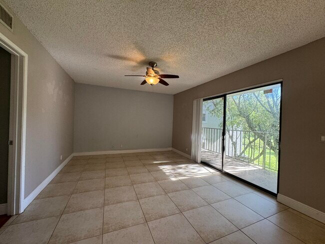 Building Photo - 1541 Windorah Way