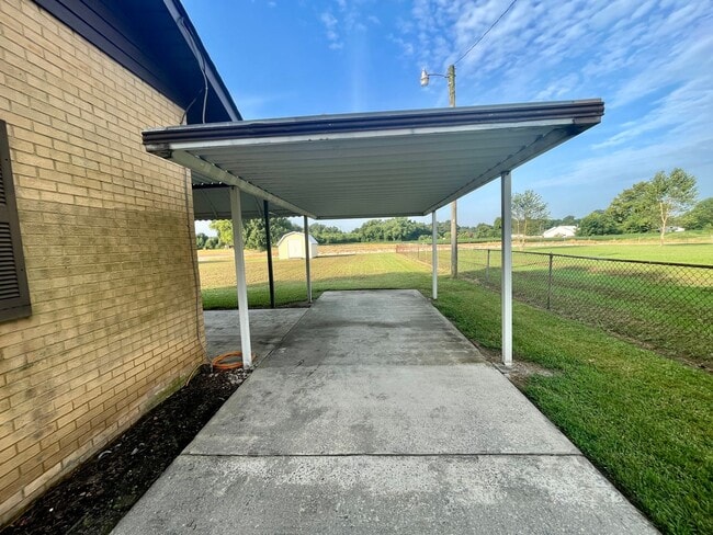 Building Photo - 1383 North Carolina Hwy 343 N
