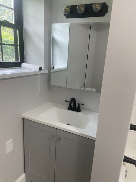 Building Photo - 333 Crows Mill Rd