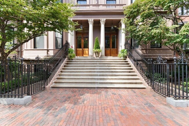 Building Photo - 23 Marlborough St
