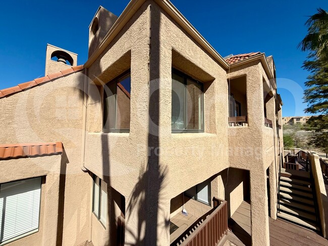 Building Photo - 2601 W Broadway Blvd