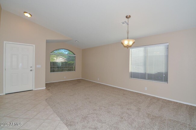 Building Photo - 9413 W Cinnabar Ave