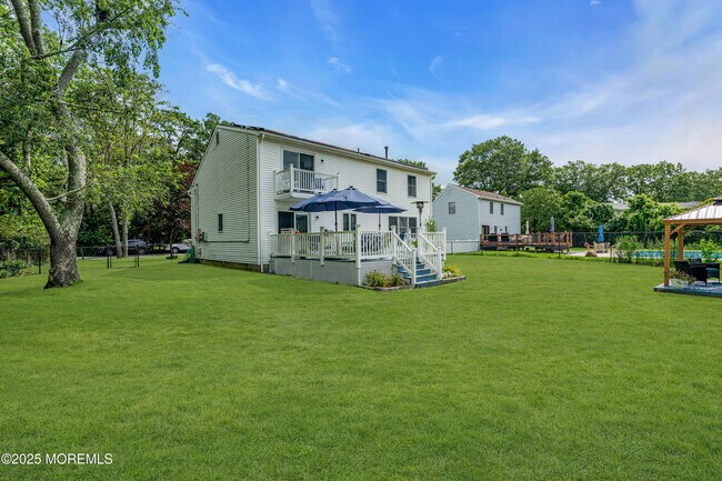 Building Photo - 347 Cahill Rd