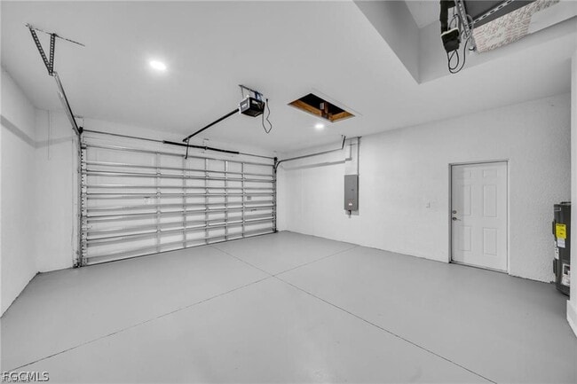 Building Photo - 3719 16th St W