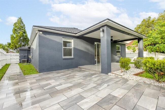 Building Photo - 1631 Open Field Loop