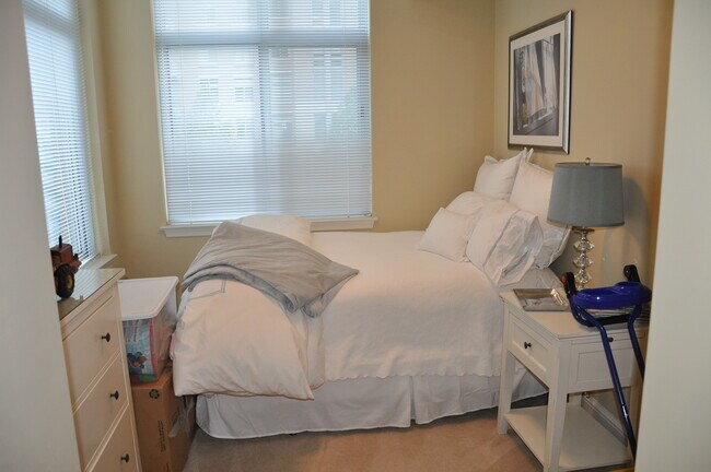 Building Photo - 11990 Market St