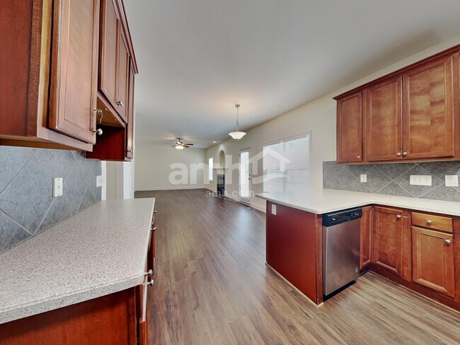 Building Photo - 718 Barrocliff Rd