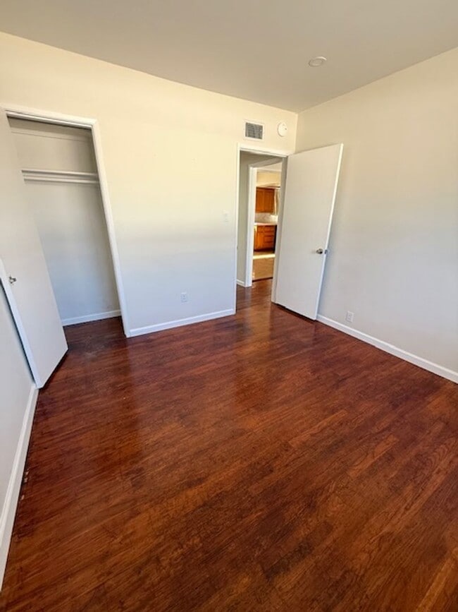 Building Photo - **LA MIRADA** Beautifully Maintained 3-Bed...