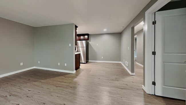 Building Photo - 1105 S Woodlawn St