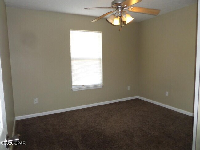 Building Photo - 6321 Winona St