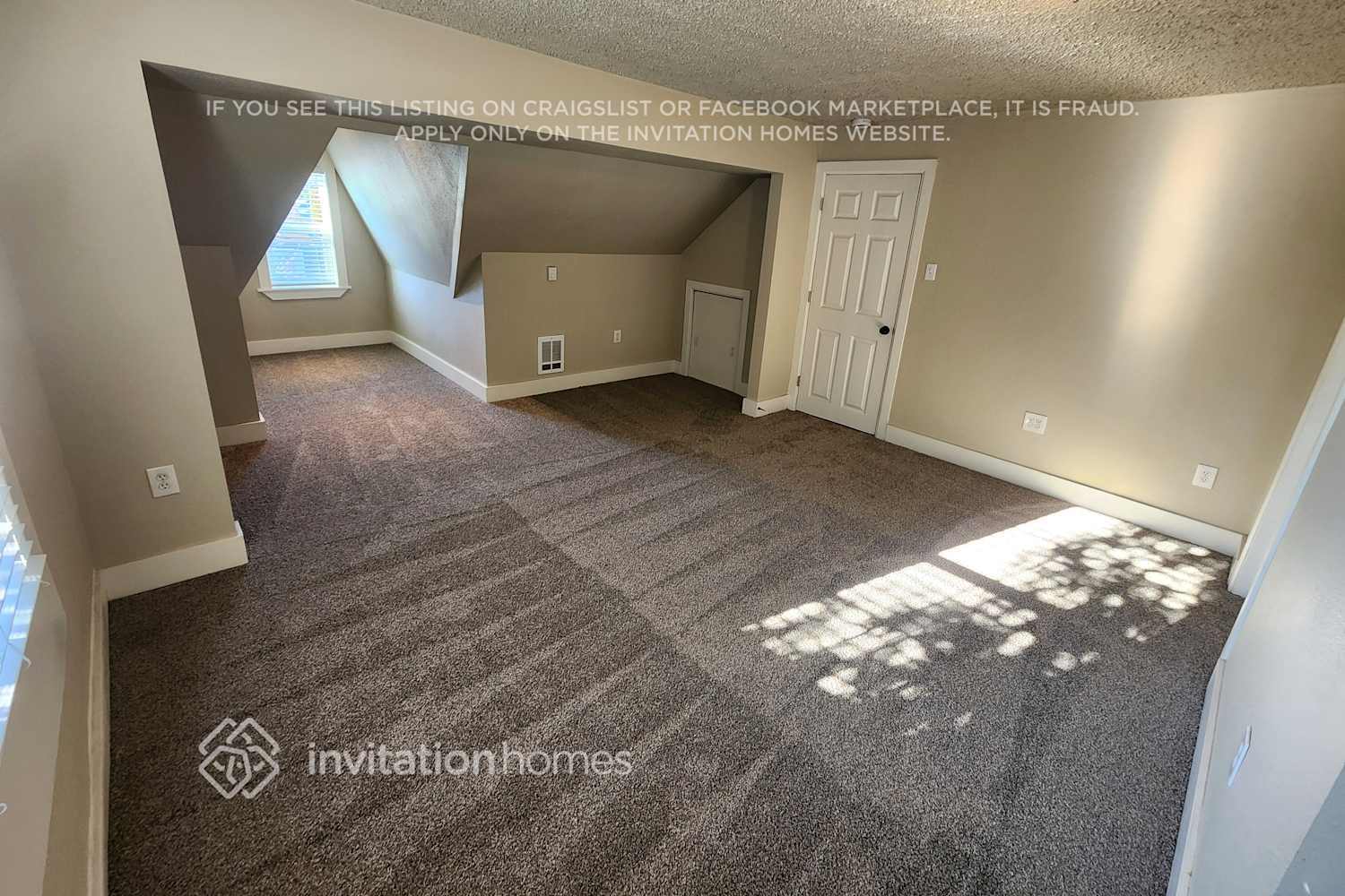 Building Photo - 1307 N Proctor St