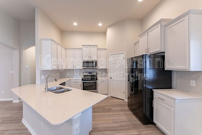Building Photo - 113 Caney Cv
