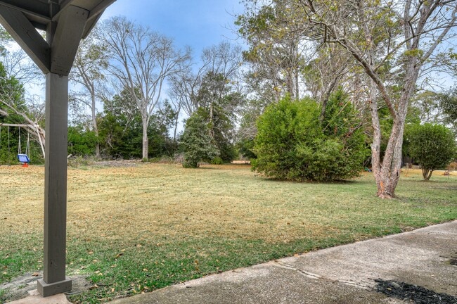 Building Photo - 4410 Goshen Lake Dr S