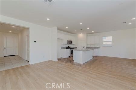 Building Photo - 24679 Acadia Dr