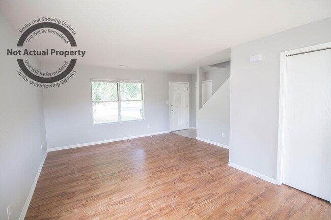 Building Photo - 4620 W Bainbridge Dr