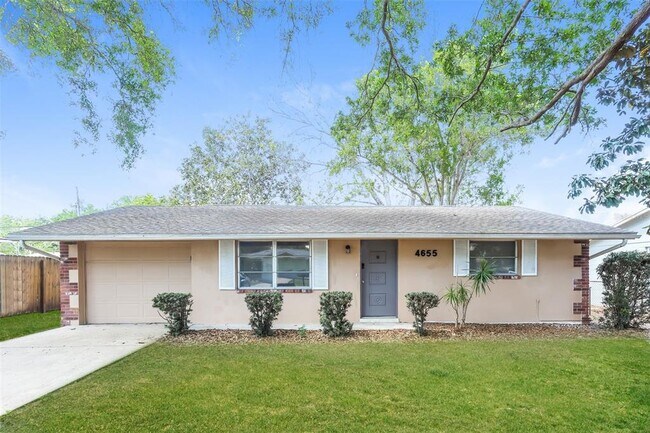 Primary Photo - 4655 48th Ave N