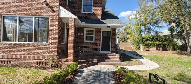 Building Photo - 2149 St Johns Ave