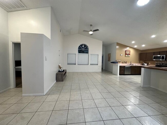 Building Photo - 235 Riggs Cir